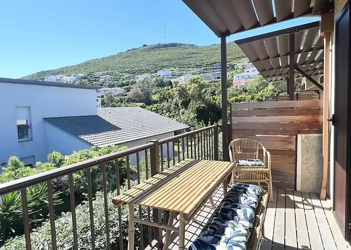 Grand Dans Avec Piscine In * Sisco